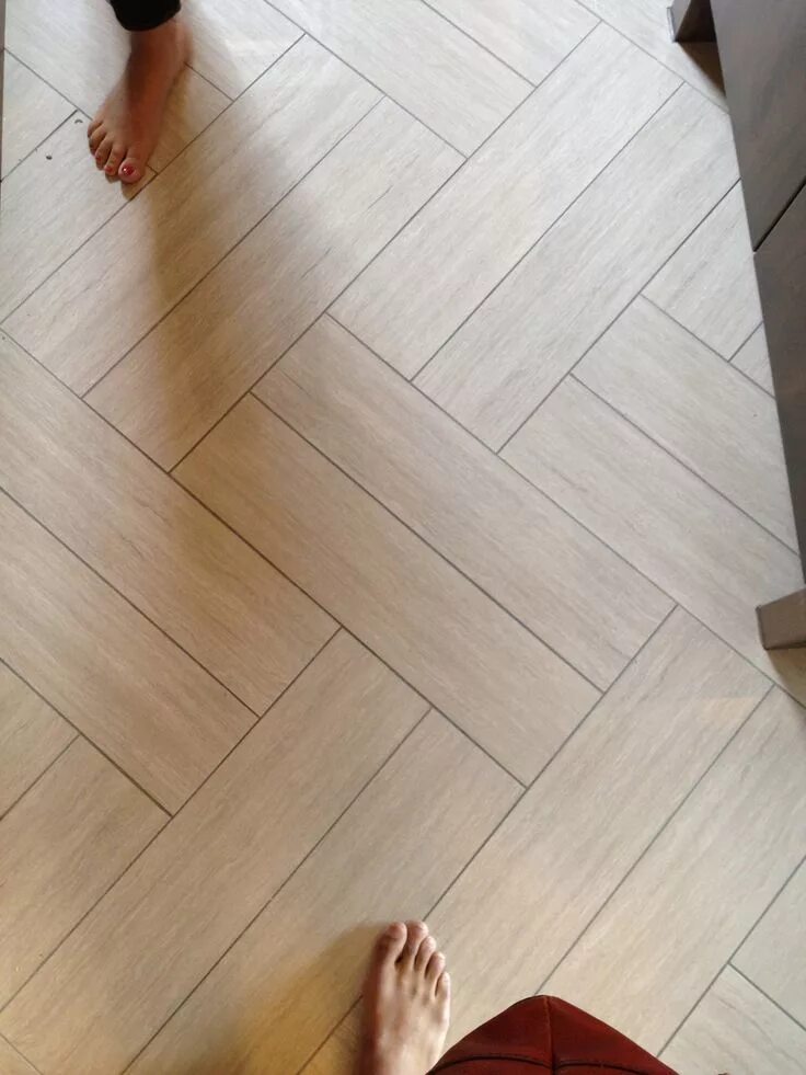 Плитка под ламинат на полу фото Wood Floor Design for Bathroom