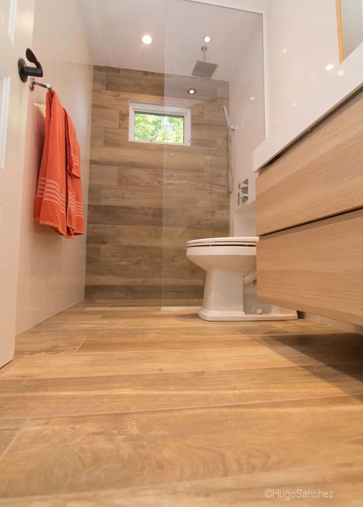 Плитка под ламинат в ванной фото Pin em Projets à essayer