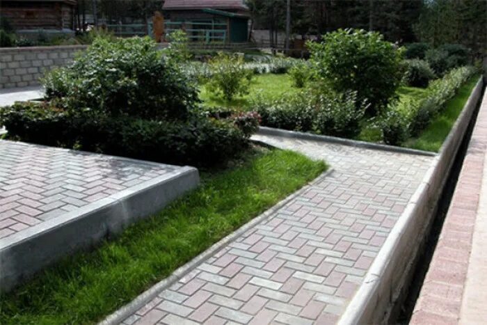 Плитка поребрик фото Бордюр и тротуарная плитка - заказ в Москве Биржа Камня