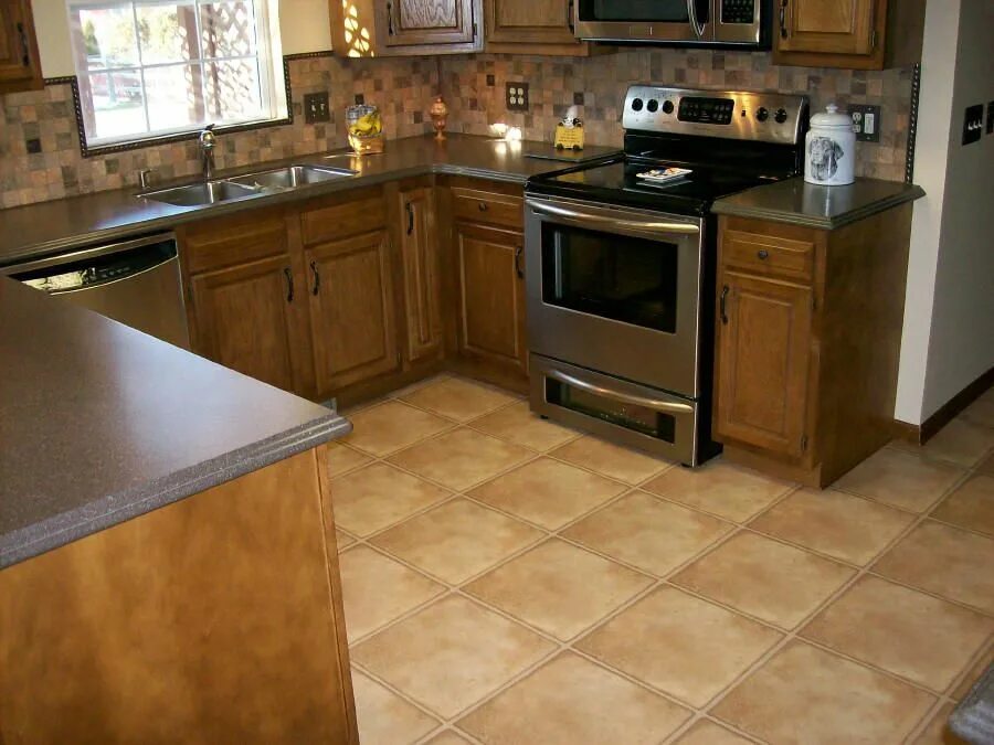 Плитка пвх кухня фото More vinyl tile - Congoleum Durastone color Golden Clay Luxury Vinyl Tile Home: 