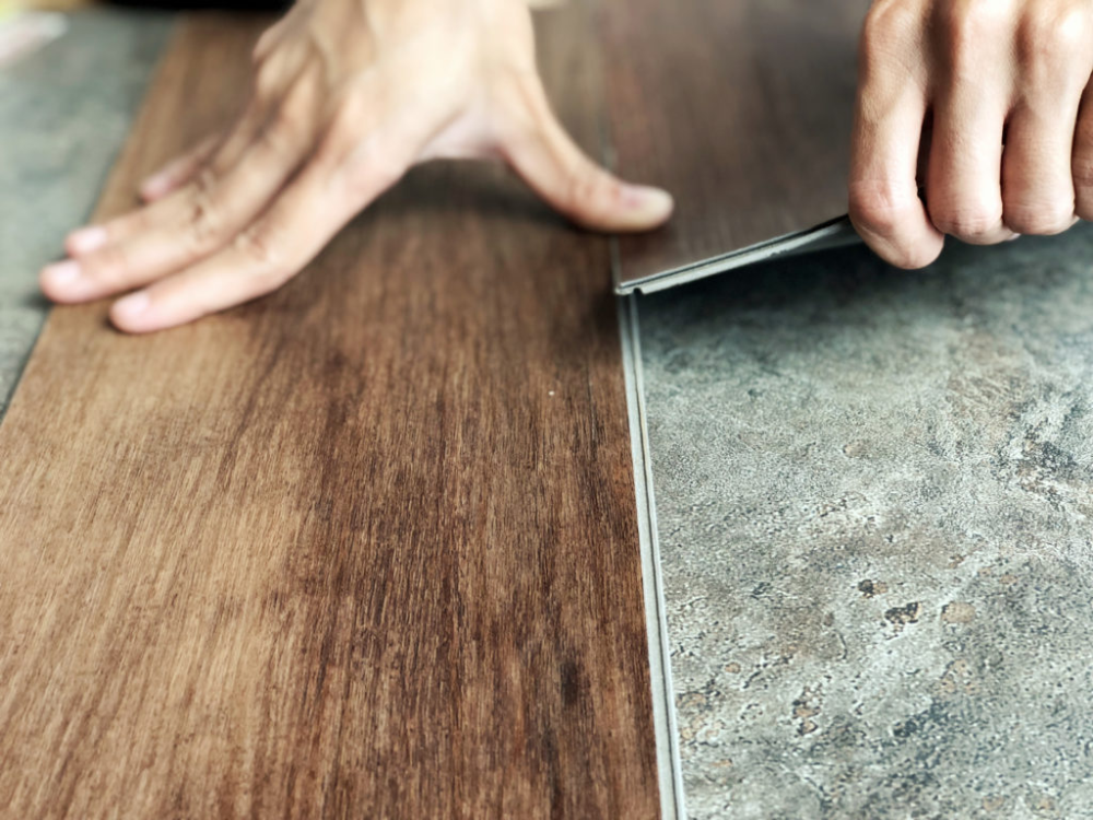 Плитка пвх замковая фото Linoleum vs. Laminate vs. Vinyl: Differences, Pros, & Cons FlooringStores Vinyl 