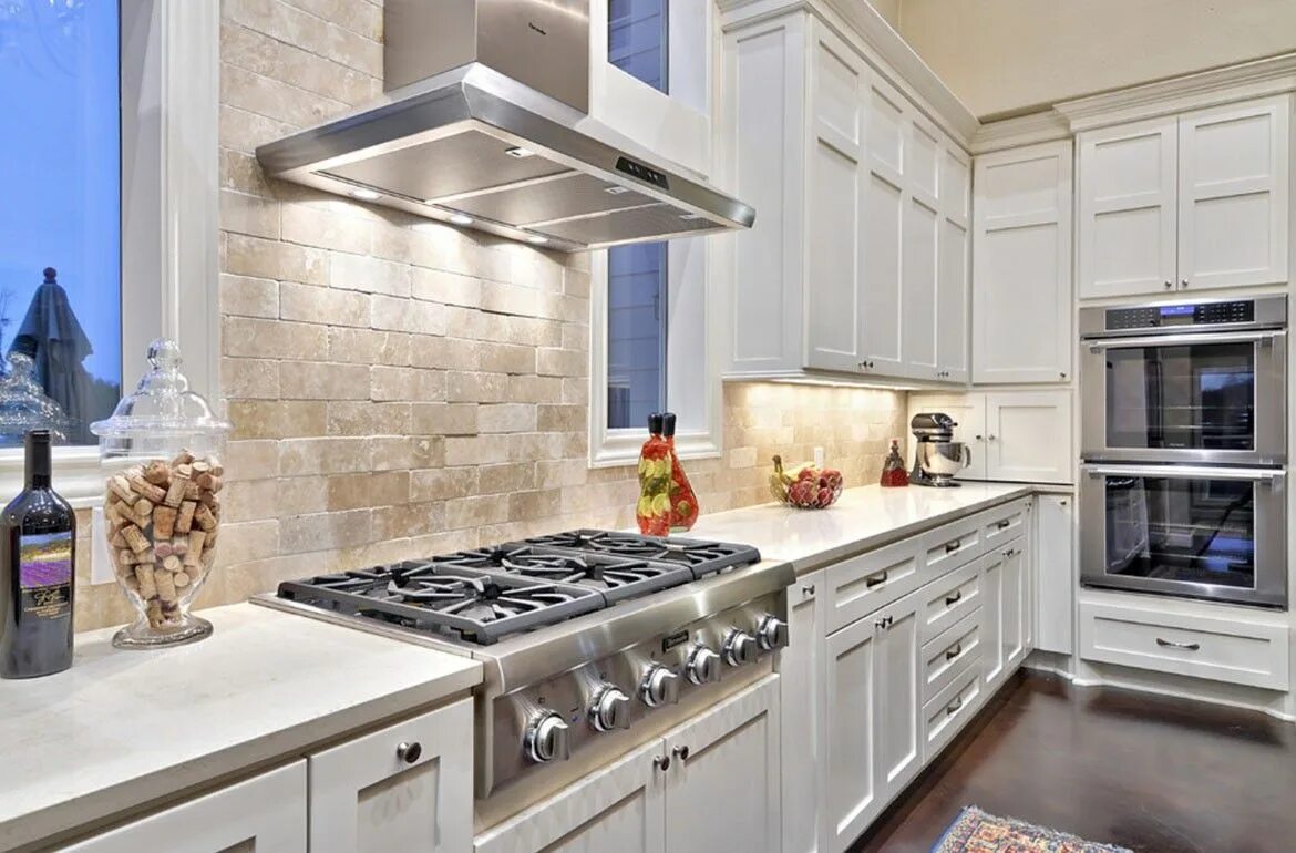 Плитка рабочая на кухне фото Pin på Kitchen remodel Kjøkkenrenovering, Backsplash kjøkken, Kjøkken ideer diy