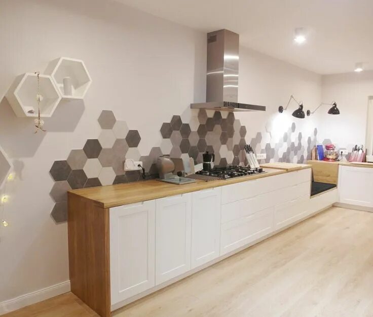 Плитка сотами на кухню фартук фото Kuchnia eklektyczna od NaNovo Interior design kitchen, Kitchen backsplash design