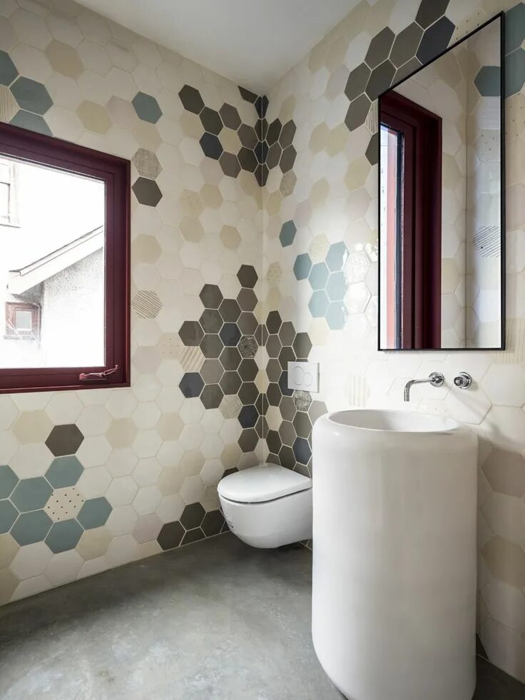 Плитка соты для ванной в интерьере Measured - W15th Residence Hex tile, Amazing bathrooms, Bathroom plans