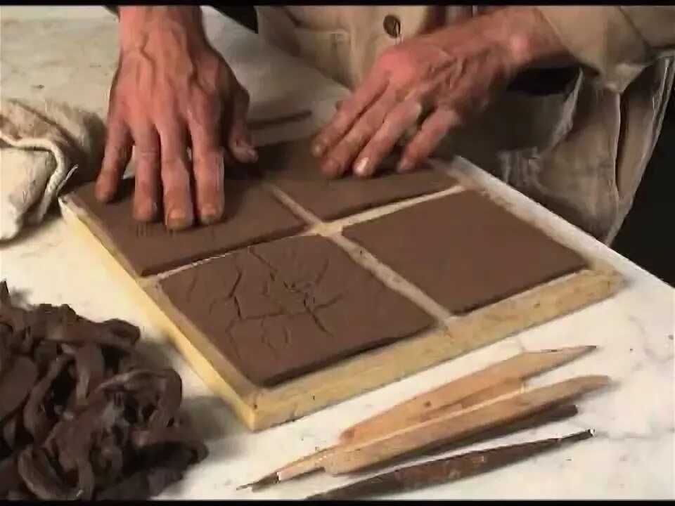Плитка своими руками в домашних условиях Ceramic Tile Making: This video shows the process of creating a textured ceramic