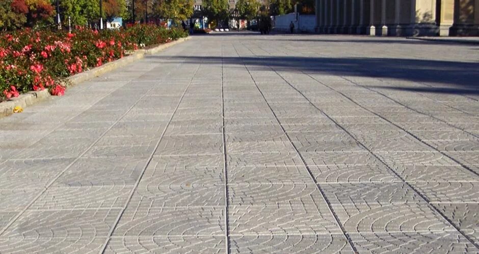 Плитка тротуарная недорогая фото Тротуарная плитка паутина 400x400x50-цена-купить-укладка