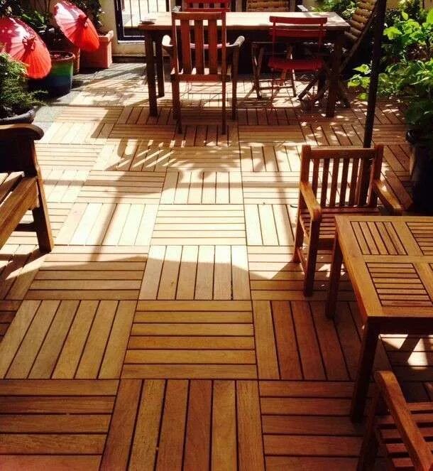 Плитка в беседке на полу фото Come pavimentare un terrazzo Pavimenti in legno, Idee balcone, Idee per patio