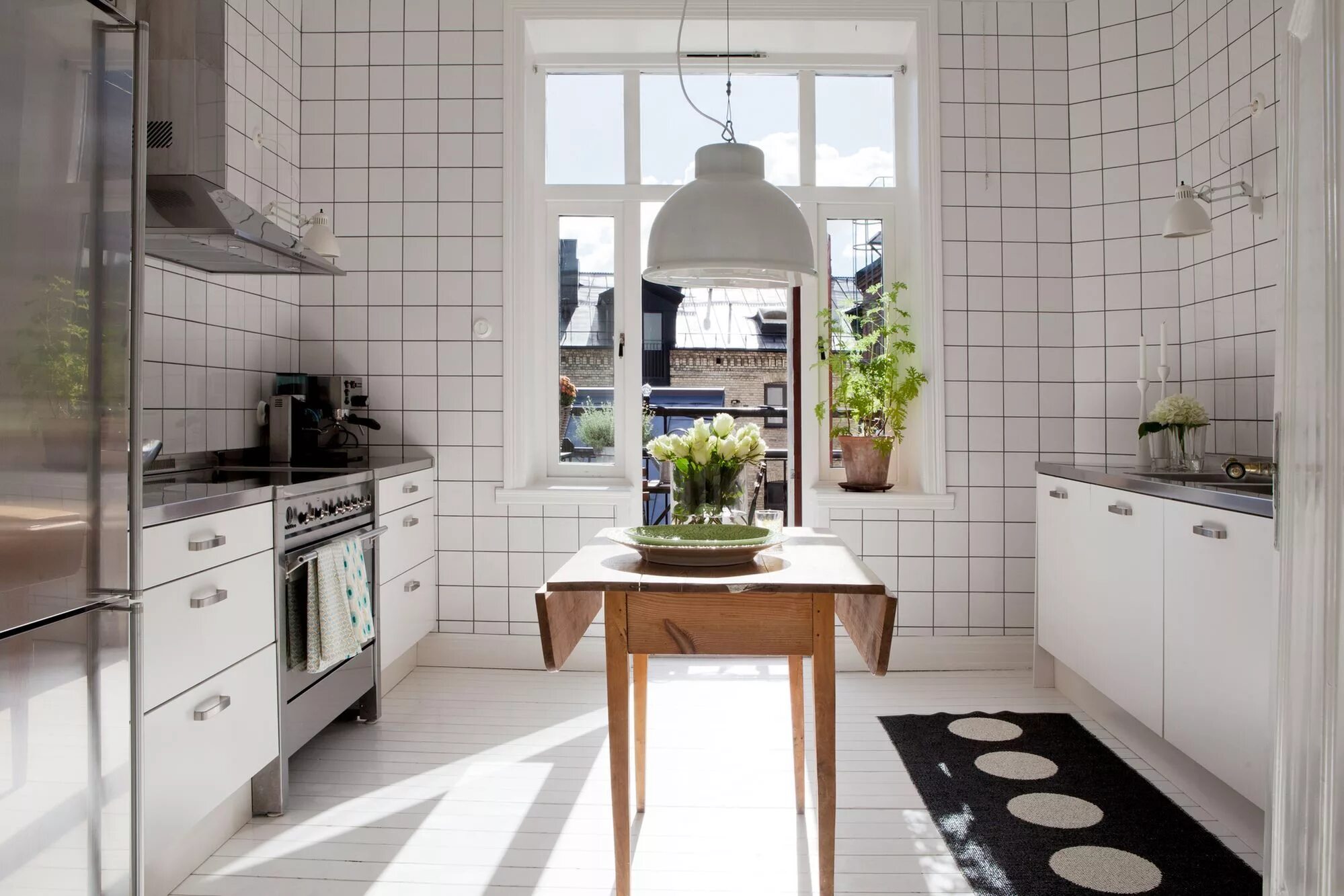 Плитка в интерьере белой кухни kitchen Kök vitt kakel