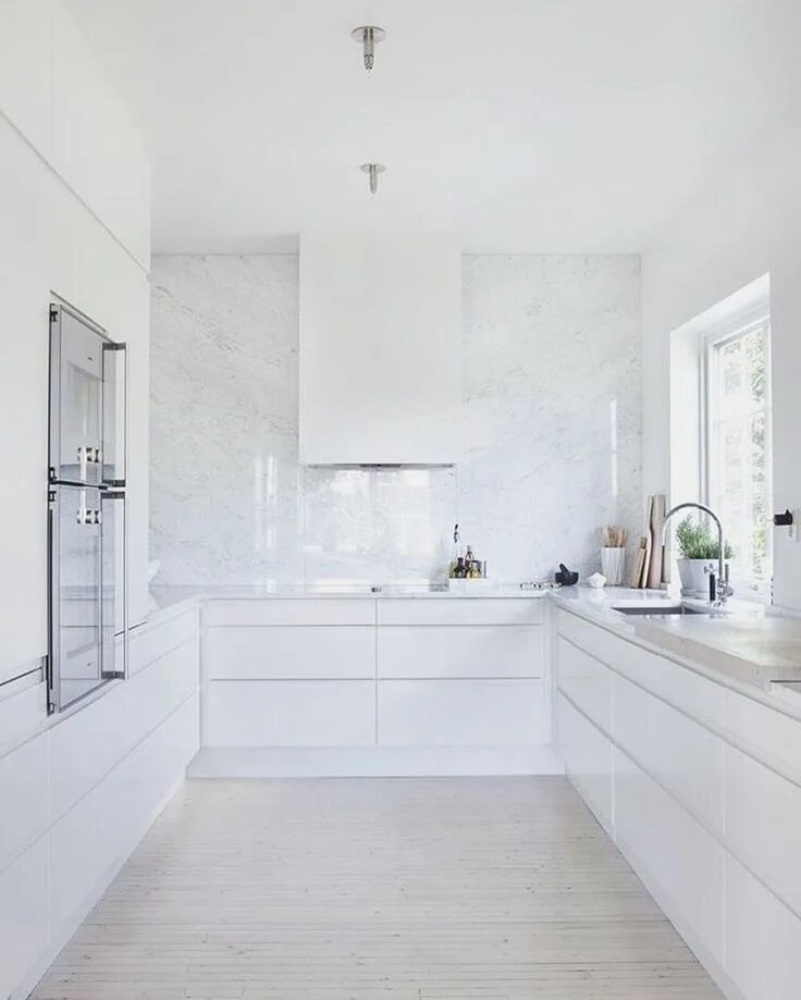 Плитка в интерьере белой кухни 2,653 Likes, 64 Comments - THREE BIRDS RENOVATIONS (@threebirdsrenovations) on I