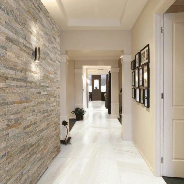 Плитка в интерьере прихожей на стенах Quartzite Oyster Random Beige Brick Split Face Mosaic Tile 15*60 Flush ceiling l
