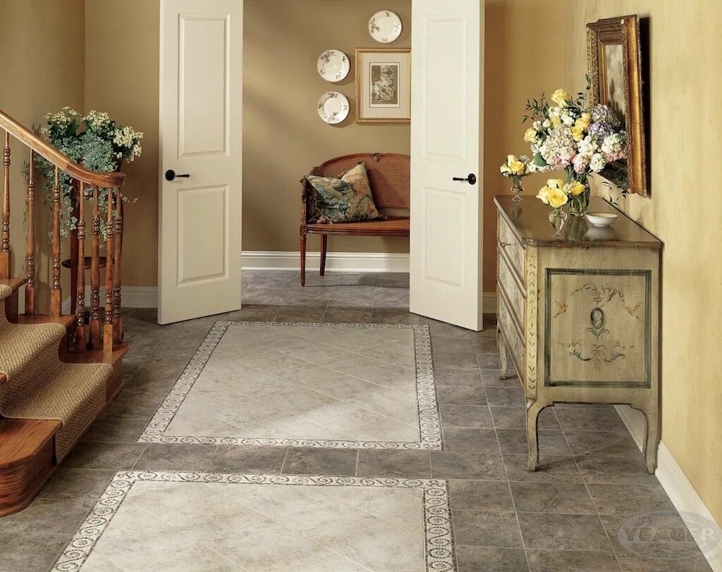 Плитка в коридоре на полу фото YEAGER - love the darker floor tile and everything else in the picture! Ceramic 