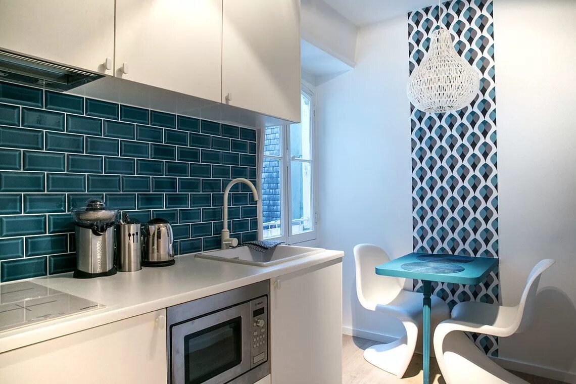 Плитка в кухню фото в хрущевке Appartement Neuilly / Seine Rue du Bois de Boulogne 18 Studio meublé, Location s
