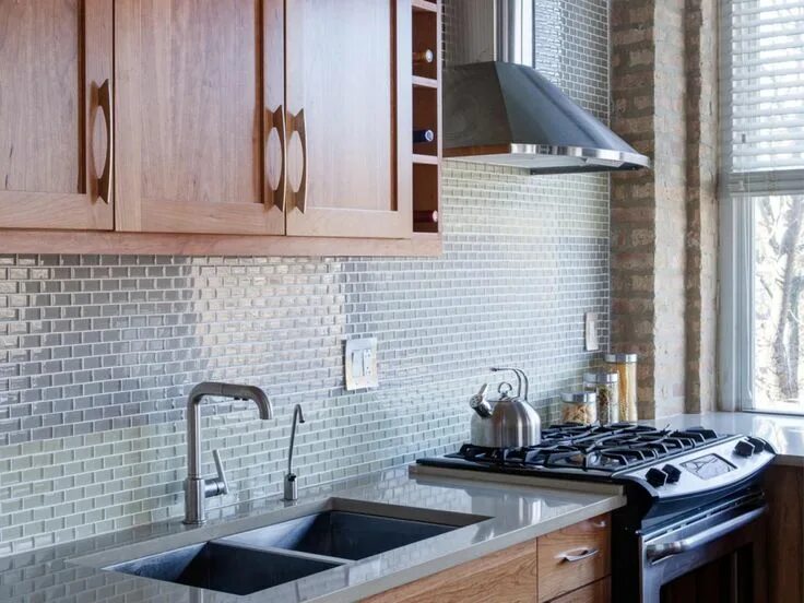 Плитка в кухню фото в хрущевке Gorgeous Kitchen Backsplash Options and Ideas Modern kitchen tiles, Kitchen tile