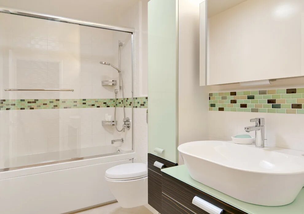 Плитка в небольшой ванной фото Willow Glen Bathrooms - Современный - Ванная комната - Сан-Франциско - от экспер