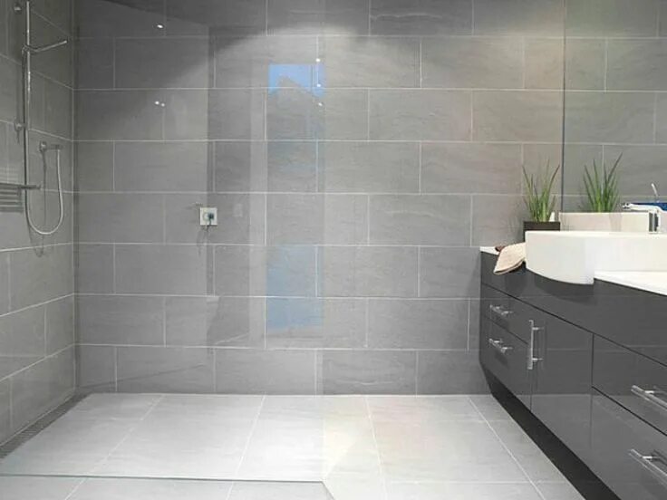 Плитка в серых тонах фото Get inspired with these gray bathroom decorating ideas. Restroom ideas, Gray bat