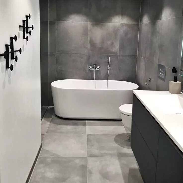 Плитка в серых тонах фото Bathroom grey cement tiles 60x60 Bathroom design, Tile bathroom, Grey bathrooms