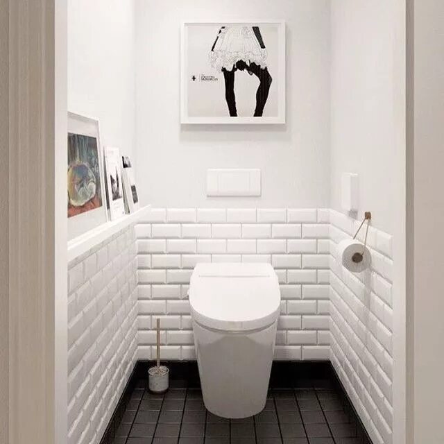 Плитка в туалет на стены фото Image result for half tiled cloakroom Lille toiletrum, Toilet design, Badeværels
