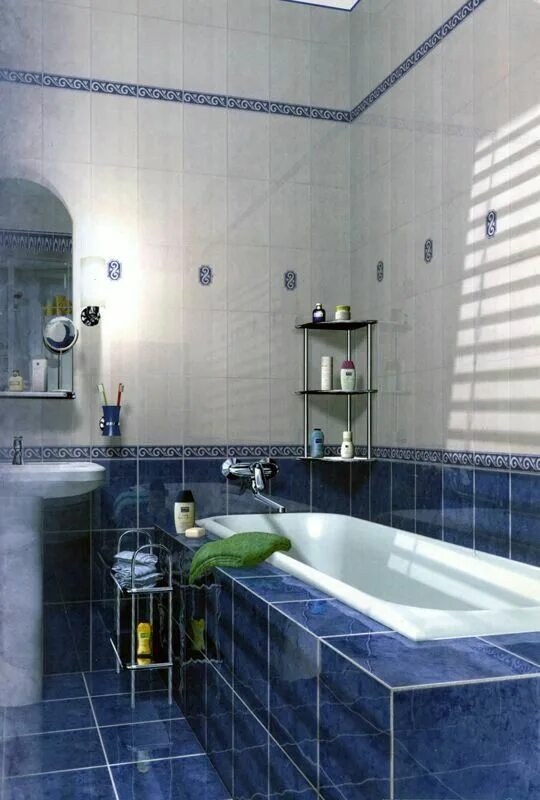 Плитка в ванной фото минск Blue Tiled Bathroom with White Bathtub