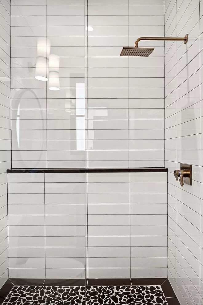 Плитка в ванной вертикально фото Shower Tile 4x16 white subway tile in a horizontal stack pattern and river rock 