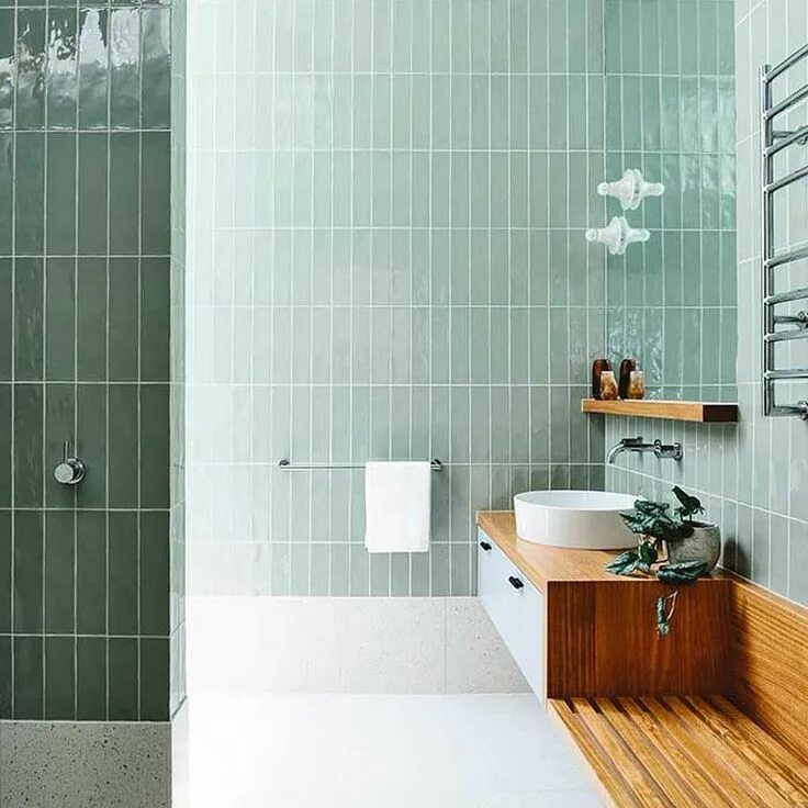Плитка в ванной вертикально фото Pin on Bathroom - Powder Room