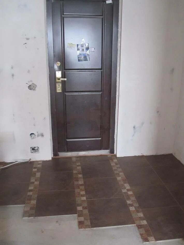 Плитка входной двери фото Плитка у входной двери: варианты укладки, советы, фото
