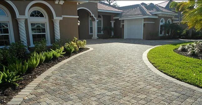 Плитка во дворе дома фото Pervious Pavers Tremron Jacksonville Pavers, Retaining Walls, Fire Pits Atlanta,