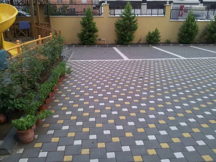 Плитка во дворе фото Mesut Ozarici adlı kullanıcının Bahce panosundaki Pin Bahçe, Kaldirim, Yürüme yo