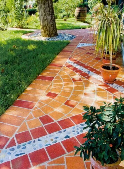 Плитки на даче фото Садовые дорожки Patio, Outdoor decor, Uredenje dvorista