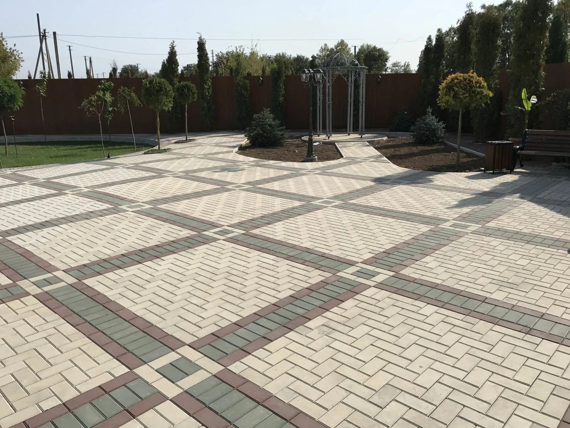 Плитки в нальчике фото и цены Фотогалерея Все виды тротуарной плитки Наши работы InterBruck, Симферополь