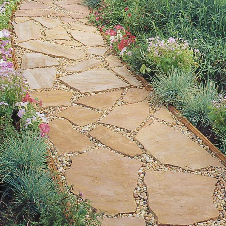 Плитняк на даче своими руками How to Make a Flagstone Path Backyard landscaping designs, Garden walkway, Flags