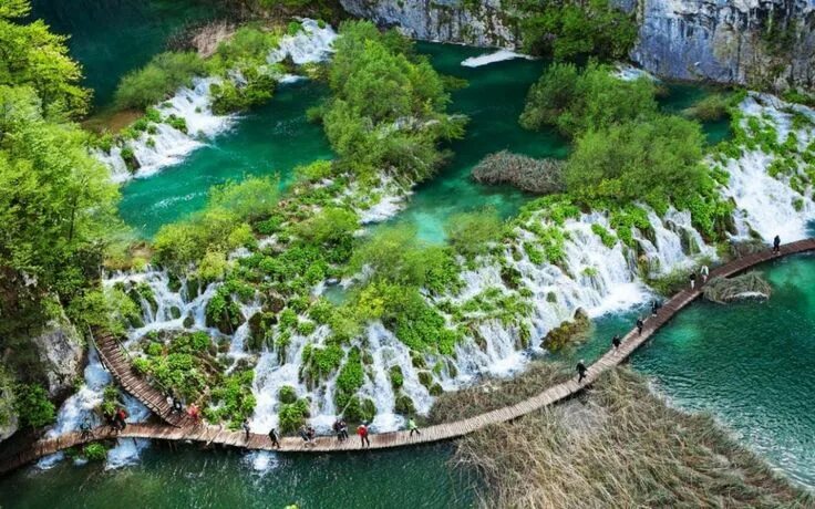 Плитвицкие озера фото 20 incredible rivers you must explore on foot Plitvice lakes national park, Plit