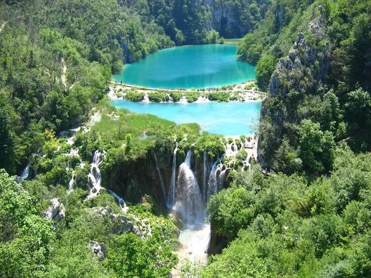 Плитвицкие озера хорватия фото летом Plitvice National Park Plitvice Lakes National Park is perhaps the most beautifu