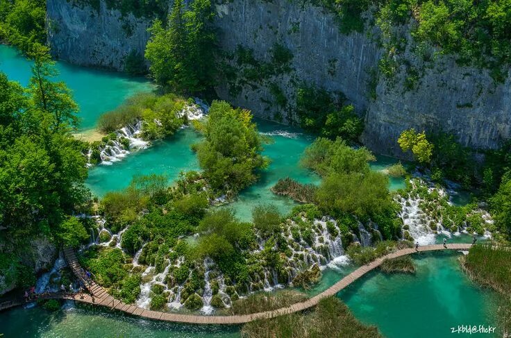 Плитвицкие озера хорватия фото летом Cascade at Plitvice Lakes National park in Spring Plitvice lakes national park, 