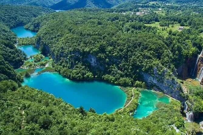 Пливицкие озера фото Zagreb to Split Transfer with Plitvice Lakes Stop 2024