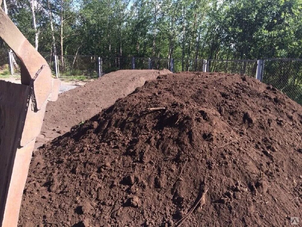 Плодородный грунт фото Грунт плодородный купить за 975 руб./м3 в Волгограде от компании "ООО Строй-Прог