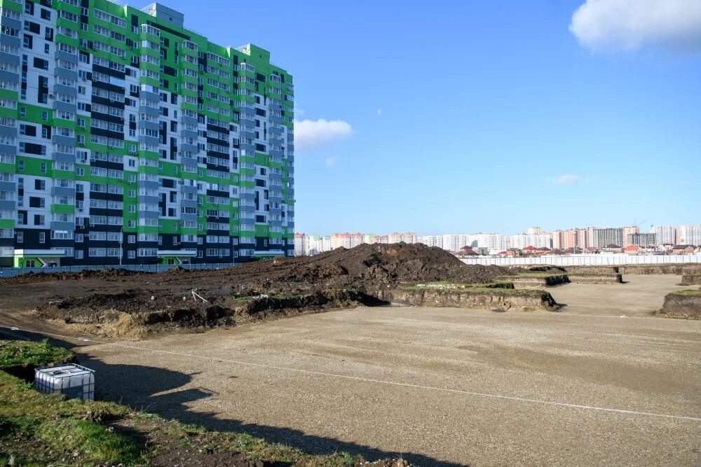 Плодородный краснодар фото В Краснодаре на улице Планетной начали строить детсад на 300 мест - Краснодарски