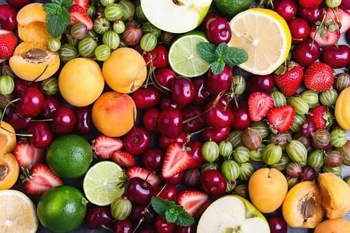 Плоды фруктов фото Want Glowing Skin? See Dermatologist-Approved Foods For Better Skin Liste de fru