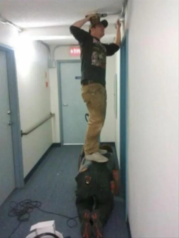 Плохая работа фото The Best Of Worst Jobs Ever - 18 Pics Bad job, Funny pictures, Tumblr funny