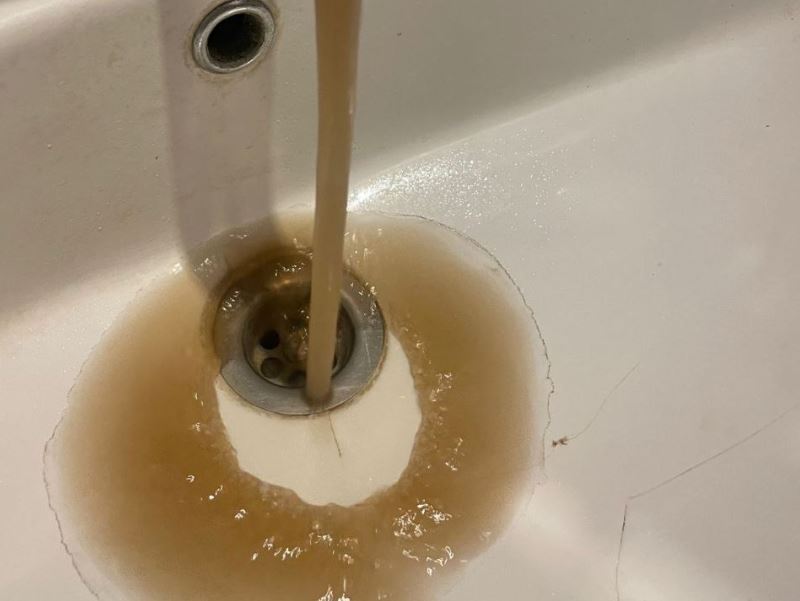 Плохая вода фото Жители Пролетарского округа Тулы пожаловались на плохую воду - ТСН 24