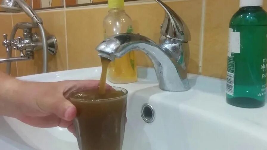Плохая вода фото Прокуратура и Роспотребнадзор "спросили" за грязную воду с главы Тюменцевского р