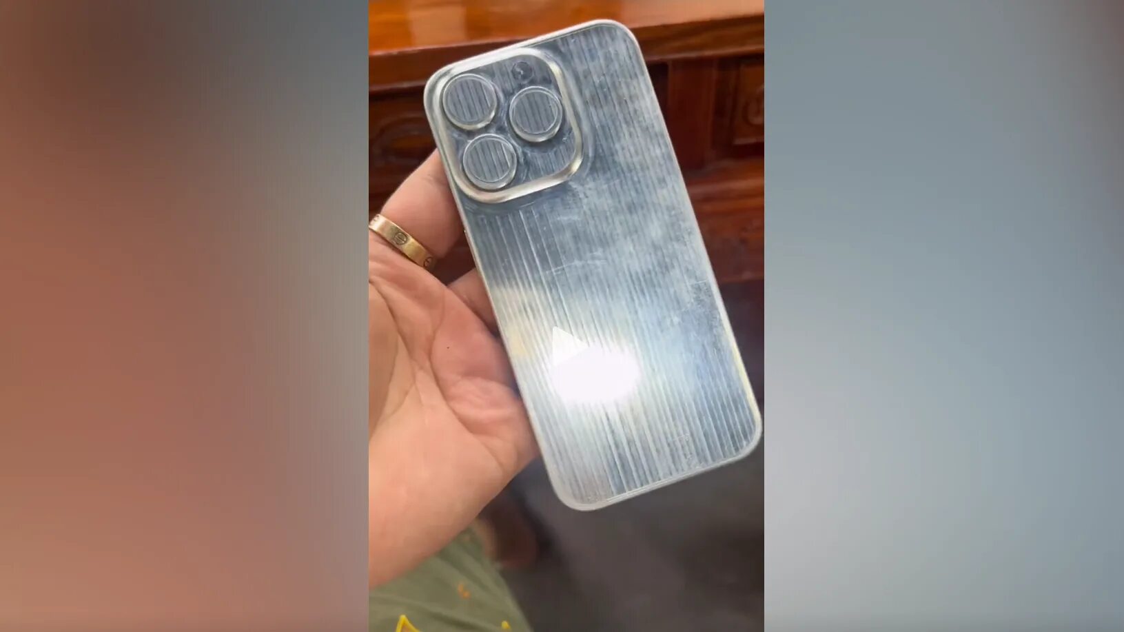 Плохие фото на айфон 15 про Alleged iPhone 15 Pro dummy gives us our first hands-on look at the device - Pho