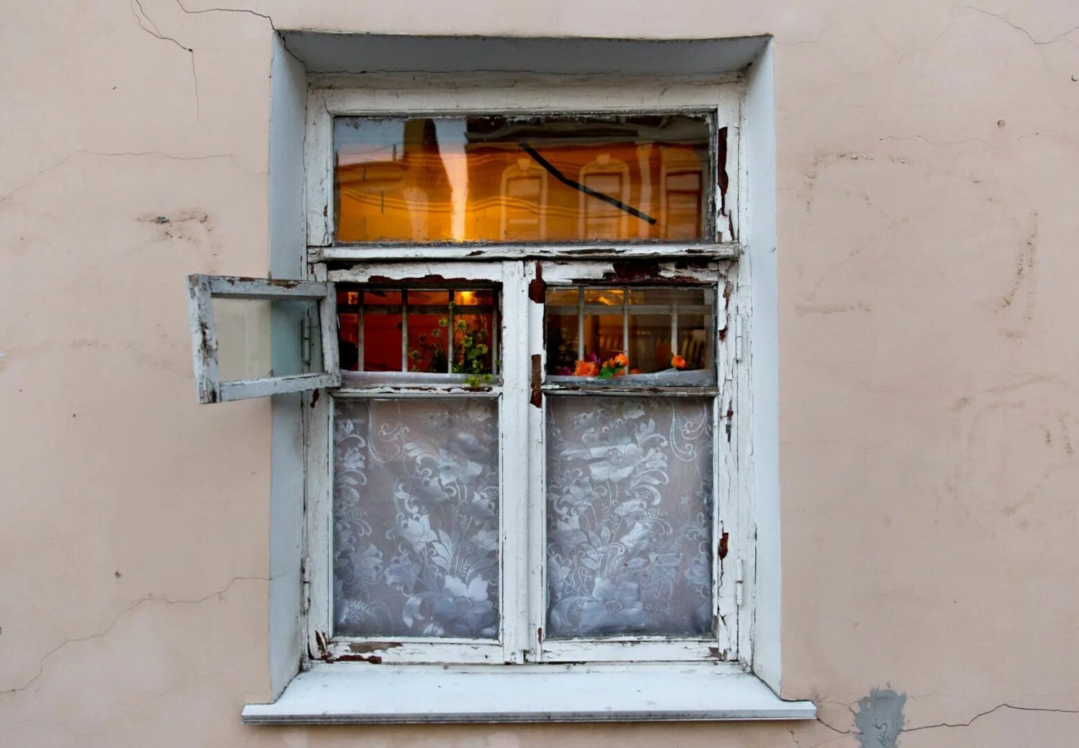 Плохие окна фото Окно советское HeatProf.ru