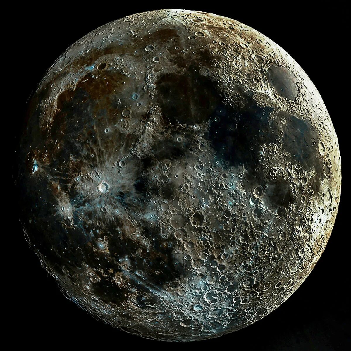 Плохое фото луны Photographer takes 'clearest ever' photo of moon by combining phases into one im