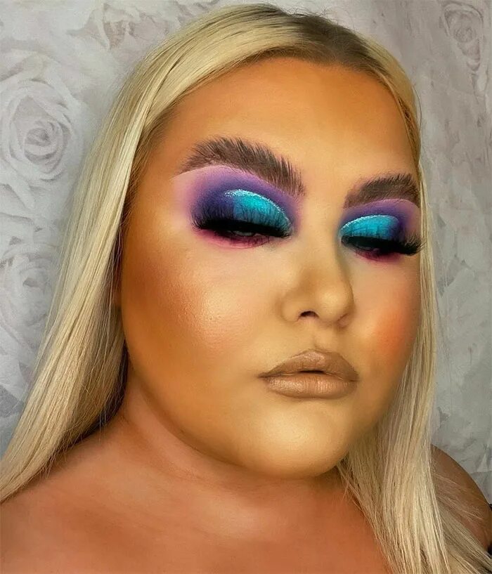 Плохой макияж This Online Group Is Dedicated To Collecting Makeup Fails, And Here Are 50 Of Th