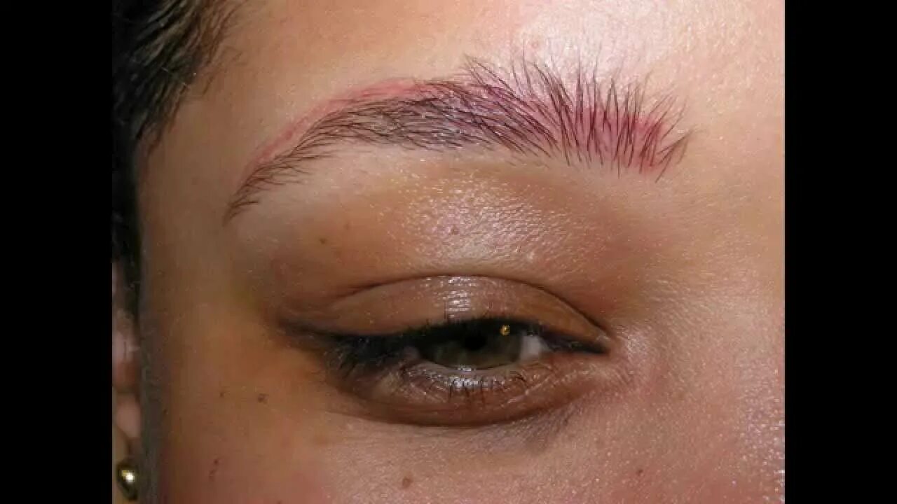 Плохой перманентный макияж Veronika Kocianová - pozor na neprofesionálov pri tetovaní permanentného make-up