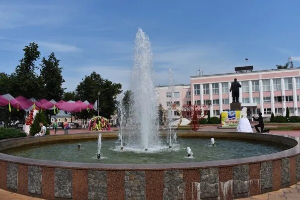 Площадь 1100 летия мурома фото Муром, Площадь 1100-летия города. Фонтан-шампанское. #фонтан #вода #хрустальные_