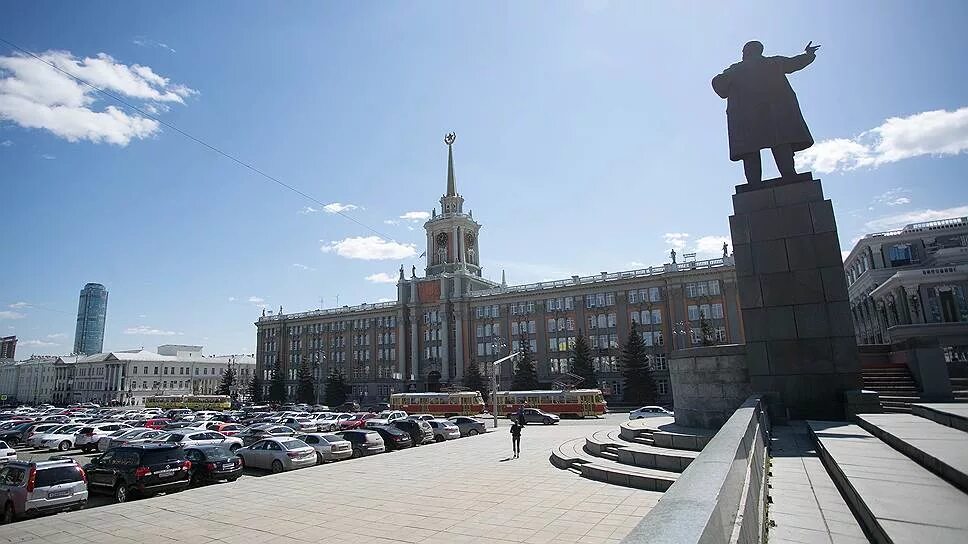 Площадь 1905 года в екатеринбурге фото В рамках реконструкции временно будет демонтирован памятник Ленину в Екатеринбур