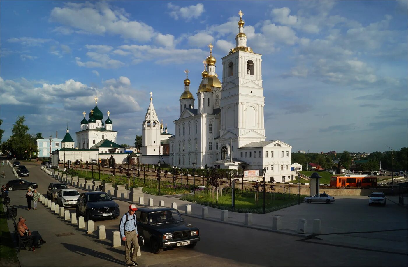 Площадь арзамас фото Ближе к вечеру / Прогулка по восстанавливаемому историческому центру Арзамаса