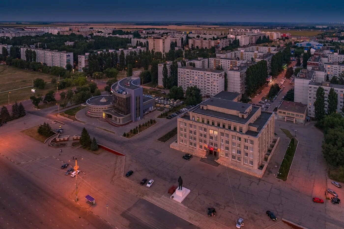 Площадь балаково фото День Победы в Балаково пройдет тихо и спокойно
