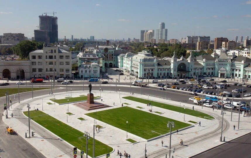 Площадь белорусского вокзала в москве фото Площадь Тверская Застава на "Белорусской" преобразилась после ремонта: фото